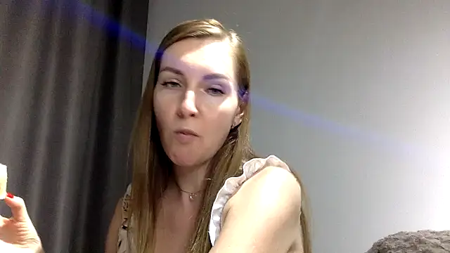 Varnyx online show from 11/02/25, 04:34