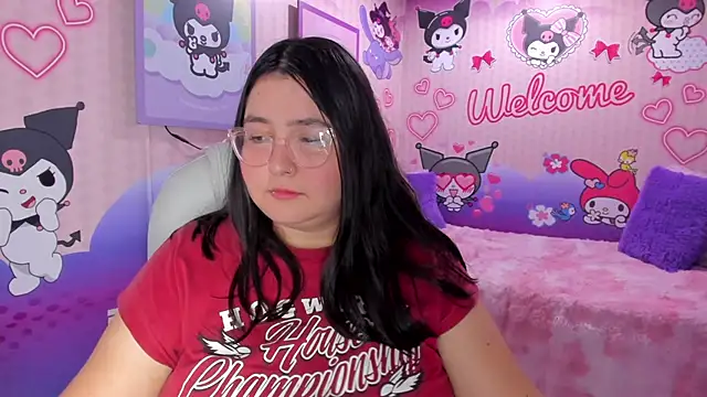 Snapshot of Dulce_meow chatting on 06/06/26, 11:37 Dulce meow online show from 06/06/26, 11:37