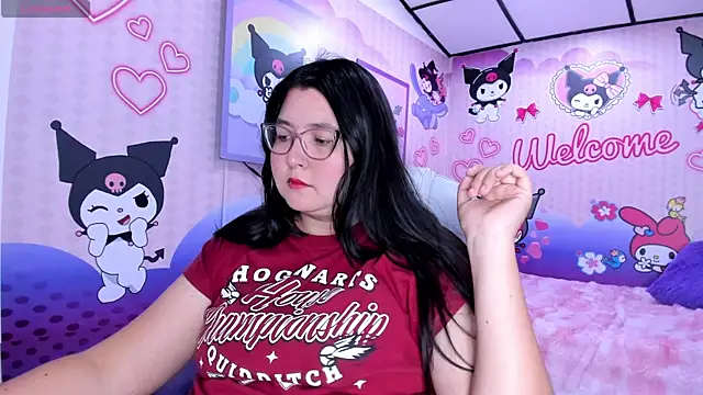 Snapshot of Dulce_meow chatting on 12/22/25, 11:43 Dulce meow online show from 12/22/25, 11:43