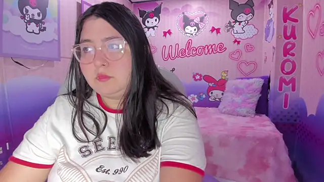 Snapshot of Dulce_meow chatting on 06/18/26, 11:59 Dulce meow online show from 06/18/26, 11:59