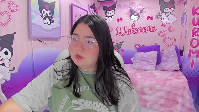 Snapshot of Dulce_meow chatting on 06/19/26, 11:49 Dulce meow online show from 06/19/26, 11:49