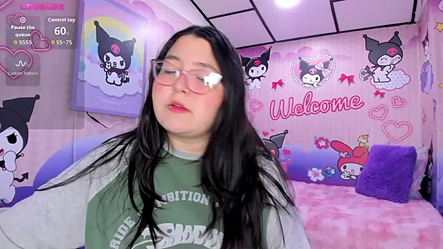 Snapshot of Dulce_meow chatting on 02/12/26, 11:43 Dulce meow online show from 02/12/26, 11:43