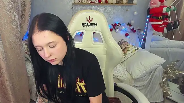 ScarletttMoon online show from 12/19/25, 08:00