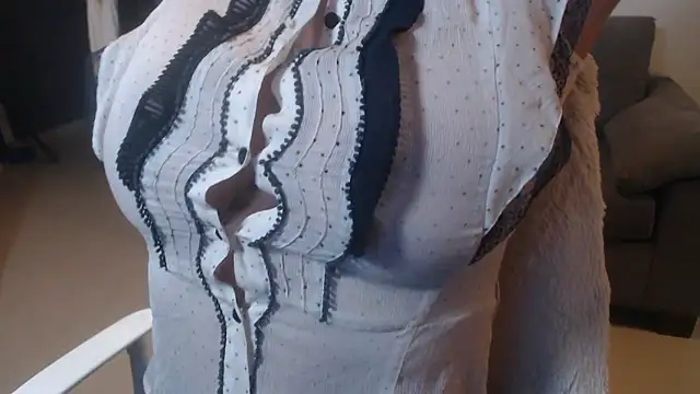 Snapshot of Katalina_sexyyy chatting on 02/19/26, 08:50 Katalina sexyyy online show from 02/19/26, 08:50