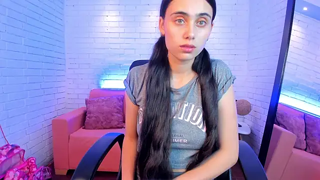 sofiapalacioss online show from 10/11/25, 03:24