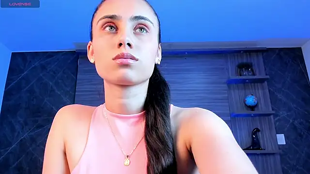 sofiapalacioss online show from 11/14/25, 07:28