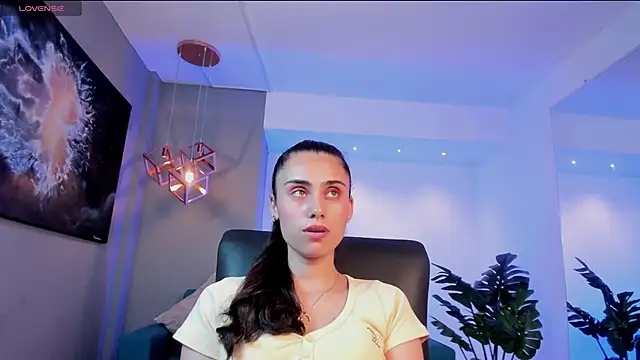 sofiapalacioss online show from 02/04/26, 08:04