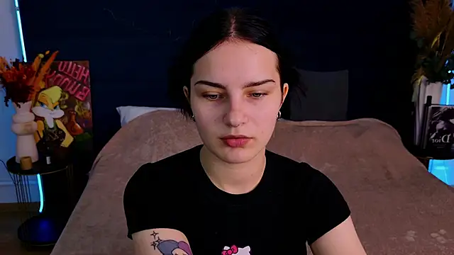 Snapshot of Angel_Braun chatting on 09/17/25, 10:06 Angel Braun online show from 09/17/25, 10:06