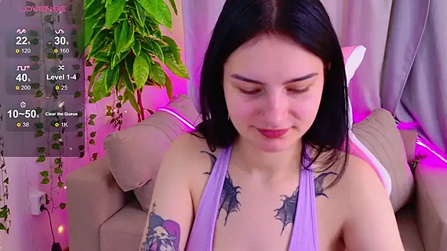 Angel Braun online show from 11/17/25, 01:04