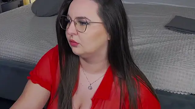 Mia Swano online show from 11/20/25, 01:17