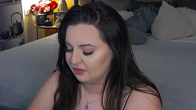 Mia Swano online show from 11/29/25, 12:55