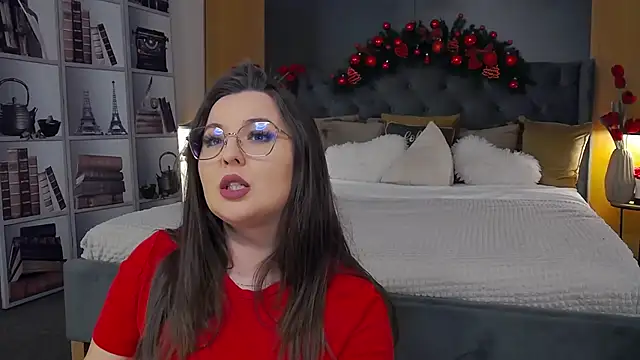 Mia Swano online show from 12/20/25, 01:30