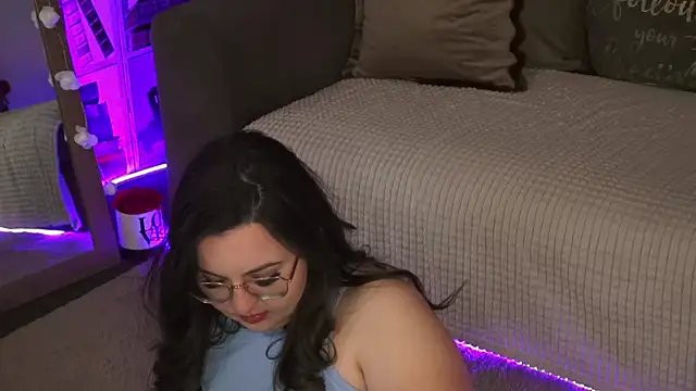 Mia Swano online show from 04/11/26, 01:02