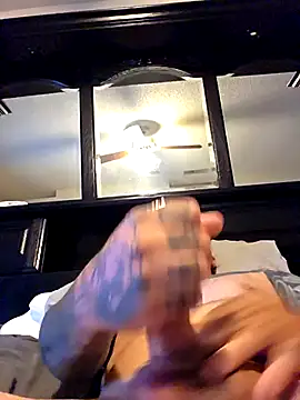 Kwillie online show from 04/13/26, 02:37