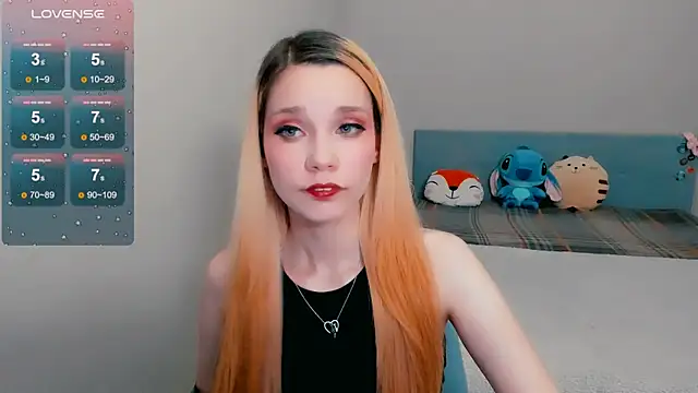 Kitten Alissa online show from 10/15/25, 07:00