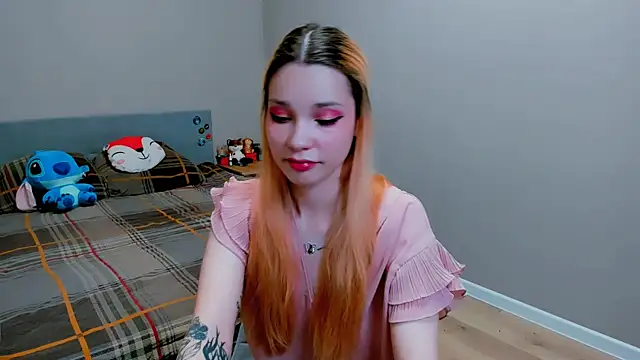 Kitten Alissa online show from 10/07/25, 06:42