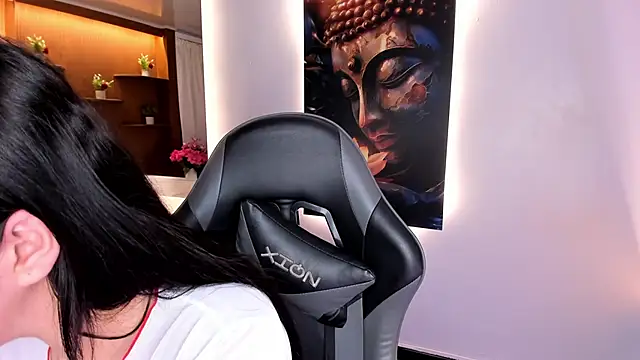 jasmincollin  online show from 04/08/26, 02:46