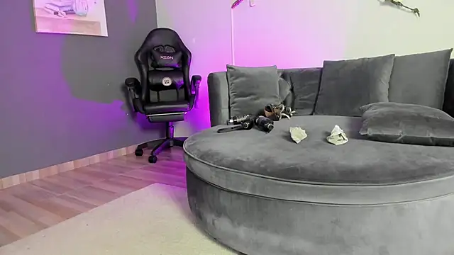 jasmincollin  online show from 02/10/26, 03:38