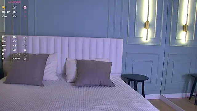 Mary Parksy online show from 10/22/25, 04:17