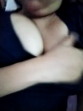 Snapshot of _tetas_92 chatting on 09/22/25, 12:44 tetas 92 online show from 09/22/25, 12:44