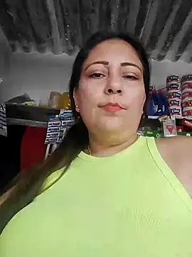 Snapshot of _tetas_92 chatting on 10/18/25, 06:21 tetas 92 online show from 10/18/25, 06:21