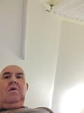 Oldmenhot66 online show from 02/01/26, 06:00