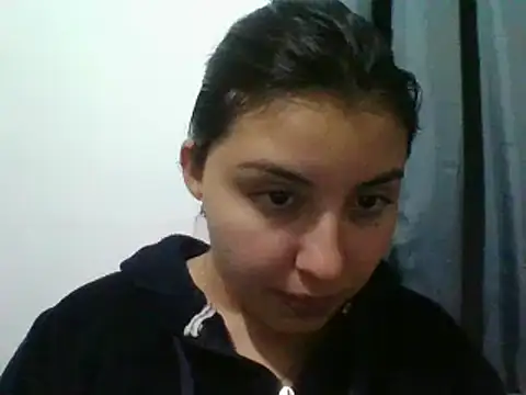Snapshot of _Romilly_ chatting on 10/18/25, 03:30 Romilly online show from 10/18/25, 03:30