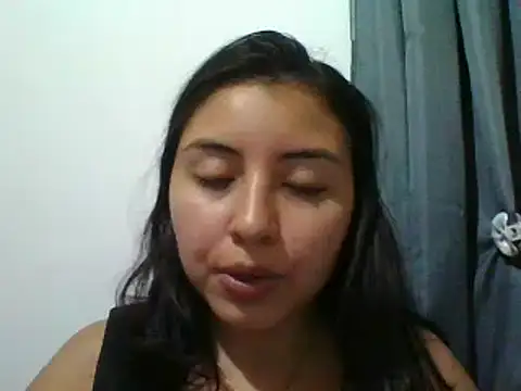 Snapshot of _Romilly_ chatting on 10/13/25, 03:08 Romilly online show from 10/13/25, 03:08