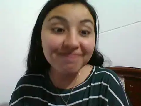 Snapshot of _Romilly_ chatting on 07/10/26, 02:33 Romilly online show from 07/10/26, 02:33