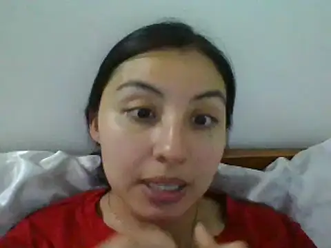 Snapshot of _Romilly_ chatting on 05/30/26, 02:18 Romilly online show from 05/30/26, 02:18