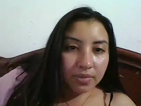 Snapshot of _Romilly_ chatting on 07/12/26, 03:18 Romilly online show from 07/12/26, 03:18