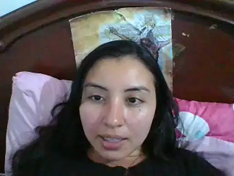 Snapshot of _Romilly_ chatting on 07/14/26, 02:27 Romilly online show from 07/14/26, 02:27