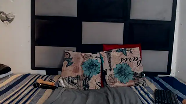 Freaky-boobs online show from 12/16/25, 03:16