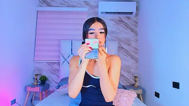 Snapshot of collet_1 chatting on 02/27/26, 12:05 collet 1 online show from 02/27/26, 12:05