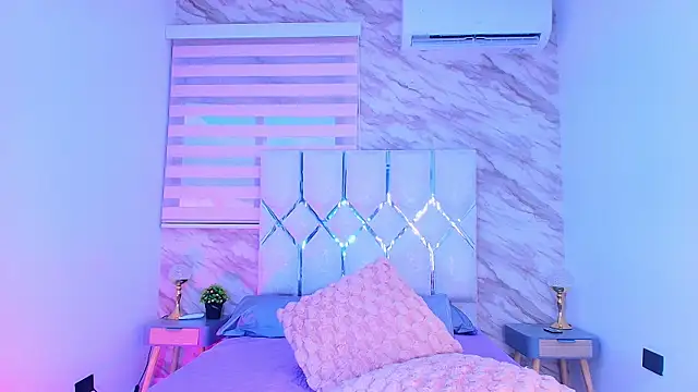 Snapshot of collet_1 chatting on 03/28/26, 12:28 collet 1 online show from 03/28/26, 12:28