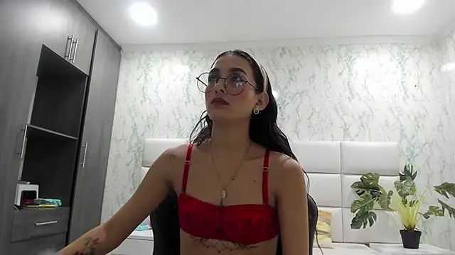 ValerySkinnyy online show from 10/20/25, 03:41