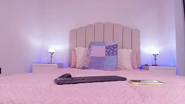 sofi hils online show from 10/30/25, 12:03