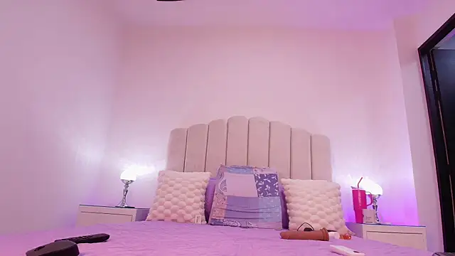 sofi hils online show from 11/04/25, 11:58