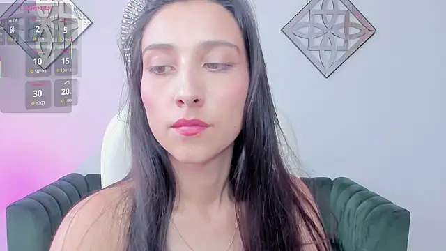 Snapshot of Kristen_Rousse chatting on 10/01/25, 09:29 Kristen Rousse online show from 10/01/25, 09:29