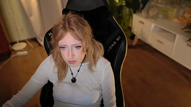 rosy petal online show from 09/11/25, 11:05