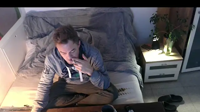 EdelHolz91 online show from 11/21/25, 01:10