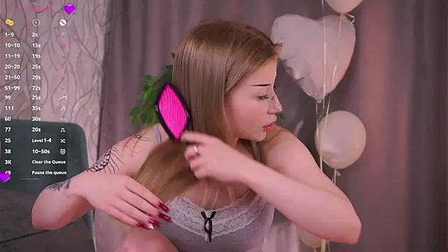 AudieKaemmerer online show from 11/26/25, 05:02