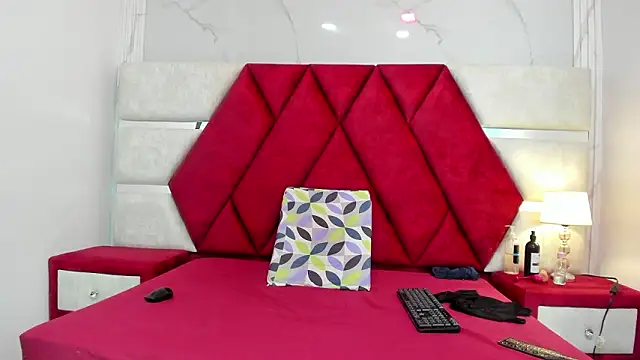 Kity spiderr online show from 03/07/26, 12:32