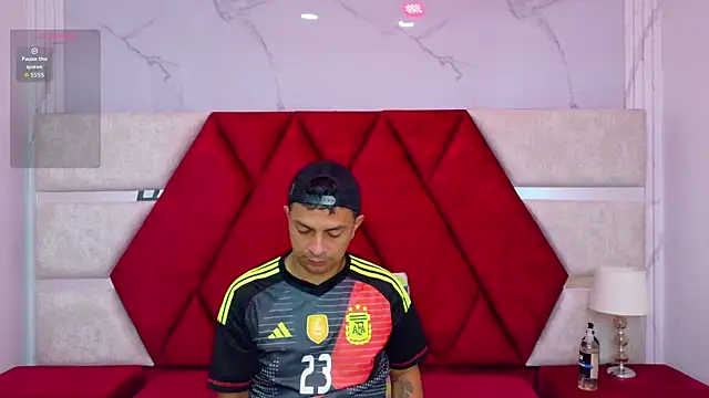 Snapshot of Kity_spiderr chatting on 11/17/25, 12:09 Kity spiderr online show from 11/17/25, 12:09