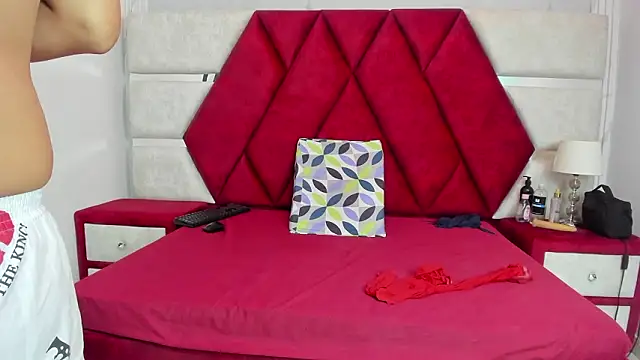 Kity spiderr online show from 03/11/26, 12:32