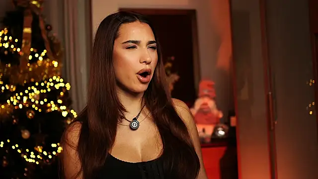 ItalianGirl online show from 12/17/25, 09:31