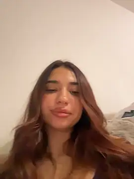 ItalianGirl online show from 11/21/25, 05:34