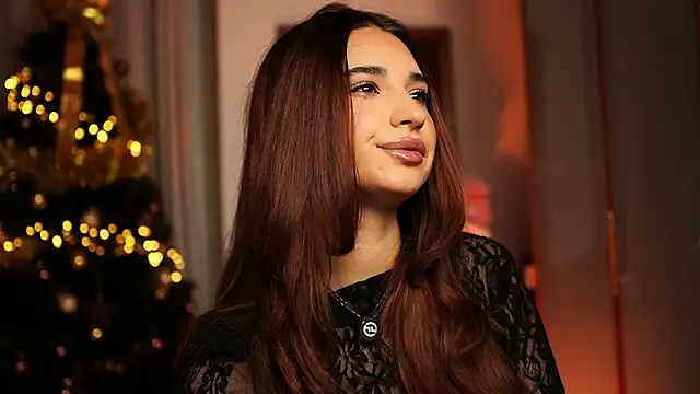 ItalianGirl online show from 12/16/25, 08:57