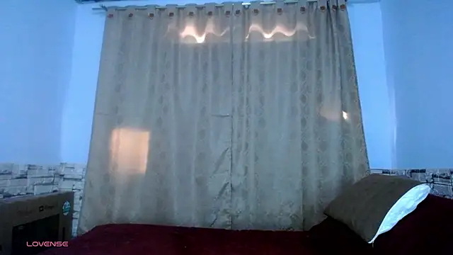 Bicky 24 online show from 11/12/25, 02:32