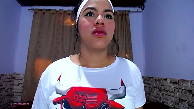 Bicky 24 online show from 11/11/25, 02:23